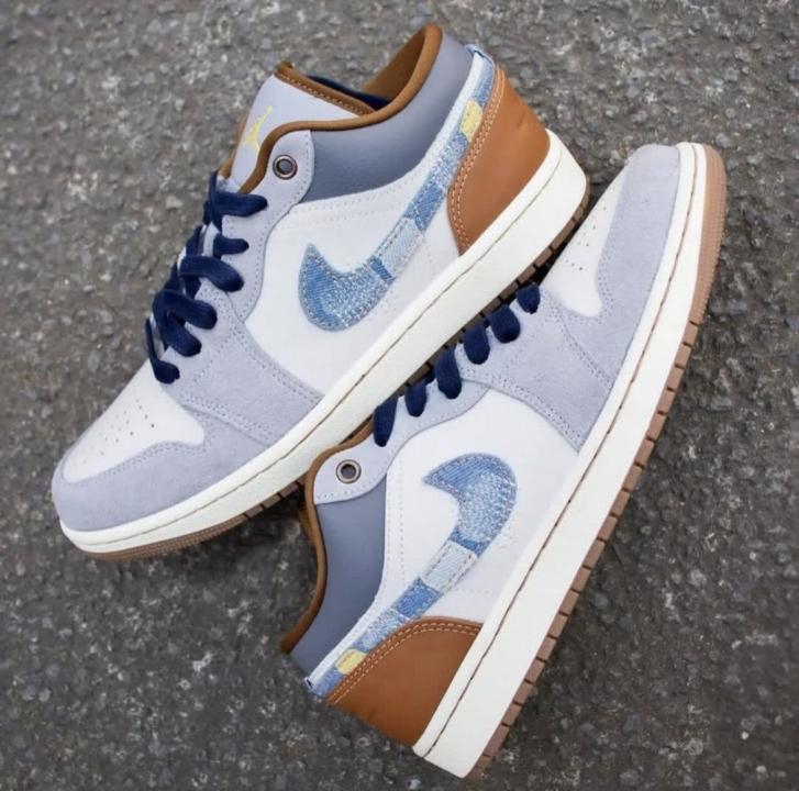Nik e Air Jordan 1 Low SE Phantom Repaired Denim Swoosh