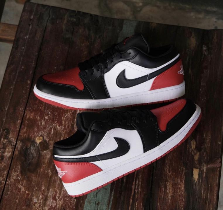 Nik.e Air Jordan 1 Low Bred 2.0
