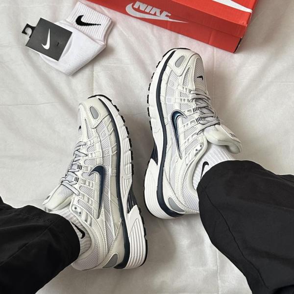 Nik.e P 6000 White Obsidian Navy