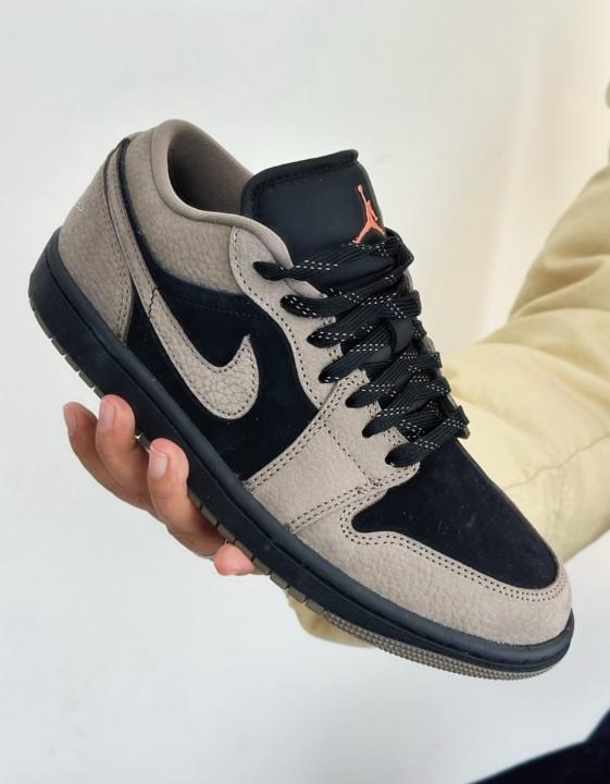 Nik.e Air Jordan 1 Low SE Olive Grey