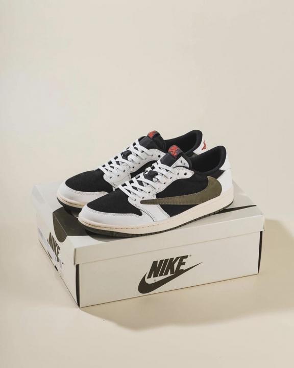 Nik.e Air Jordan 1 Low X Travis Scott Olive Green Semi UA