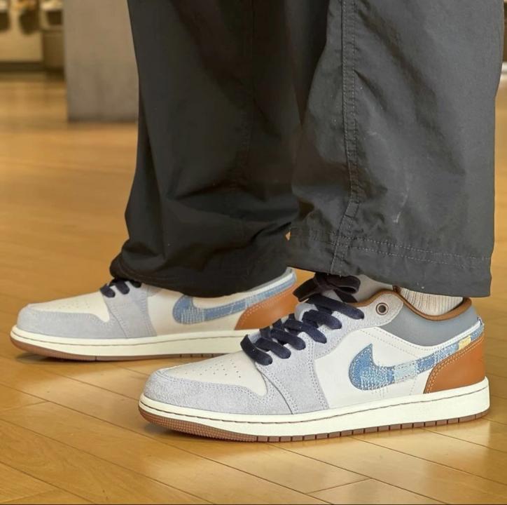Nik e Air Jordan 1 Low SE Phantom Repaired Denim Swoosh