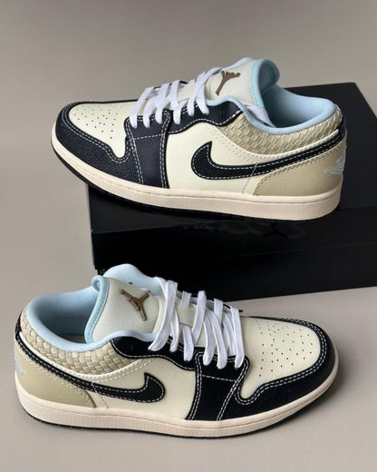 Nik.e Air Jordan 1 Low SE Coconut Milk