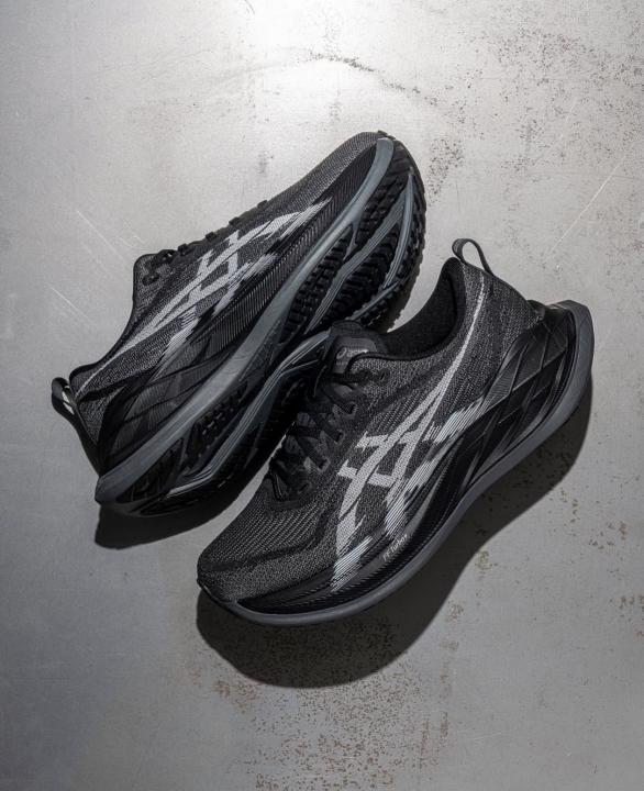 Asic.s SuperBlast 2 Black
