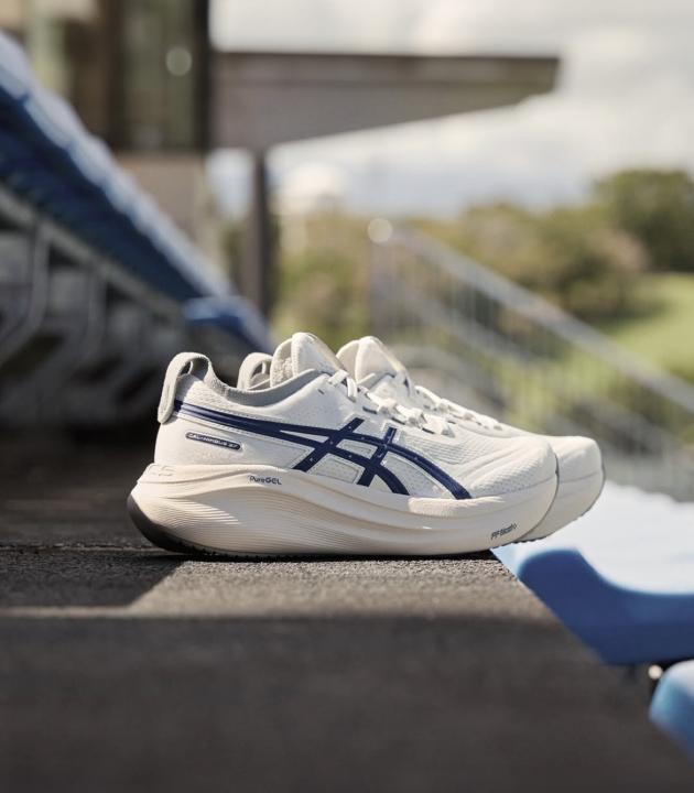 Asic.s Gel Nimbus 27 Cream Navy