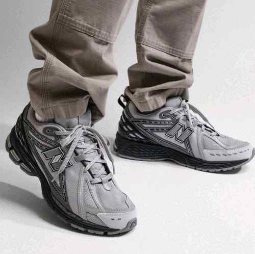 NewBalance 1906R DriftWood Dark Mushroom Running Shoes