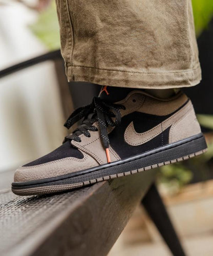 Nik.e Air Jordan 1 Low SE Olive Grey