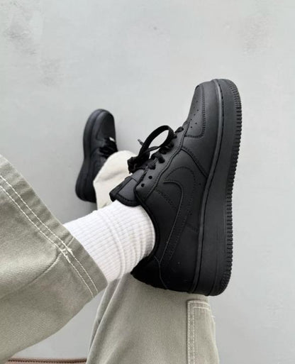 Nik.e Airforce 1 Black 1st Leather UA