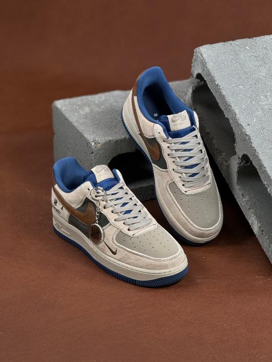 Nik.e Airforce 1 X Undefeted Custom Brown Bue