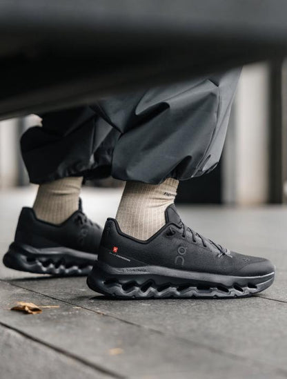 On Cloud Tilt Eclipse Black